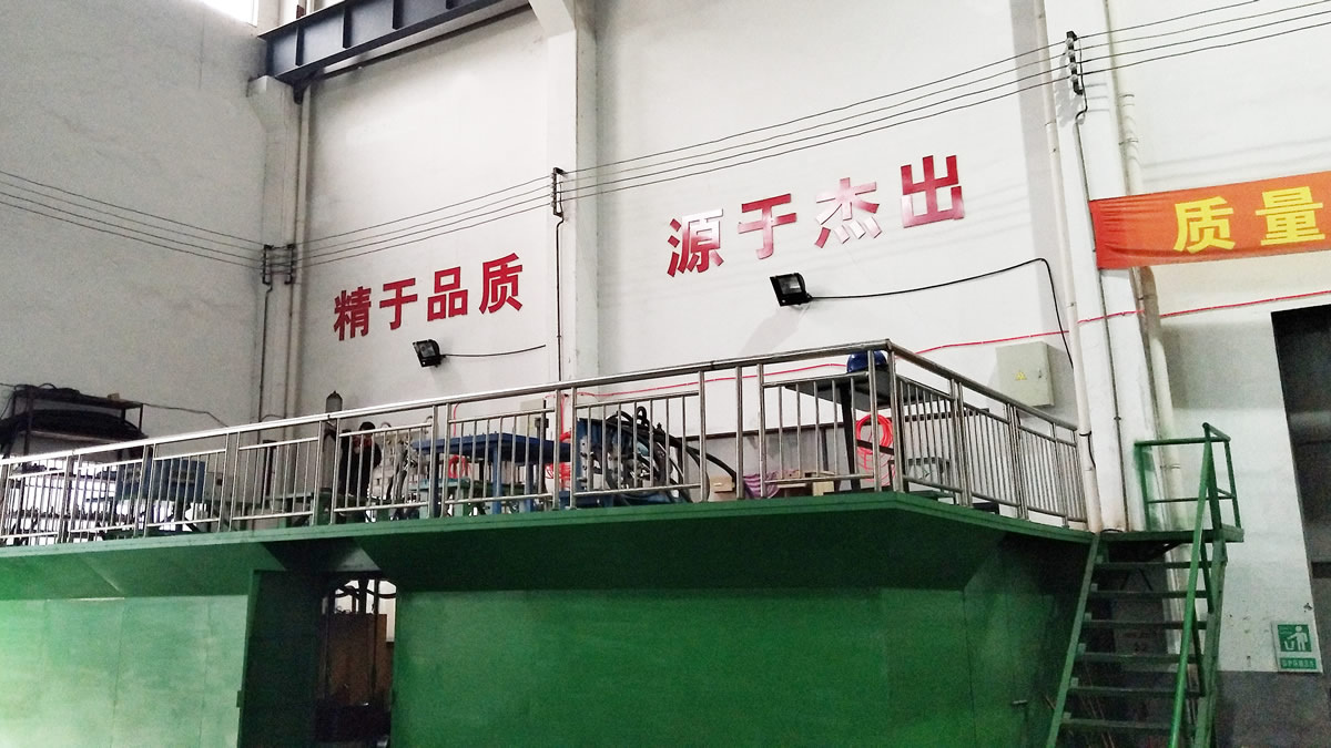 Petrol station test bench